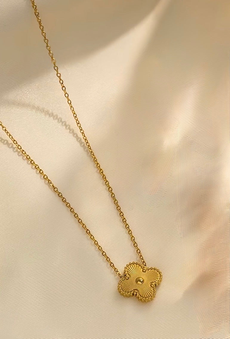 Four leaf gold clover necklace