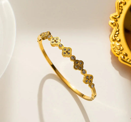 Elara Zircon Bangle