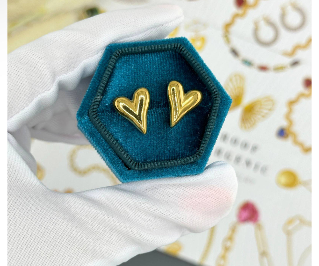 Heart studs