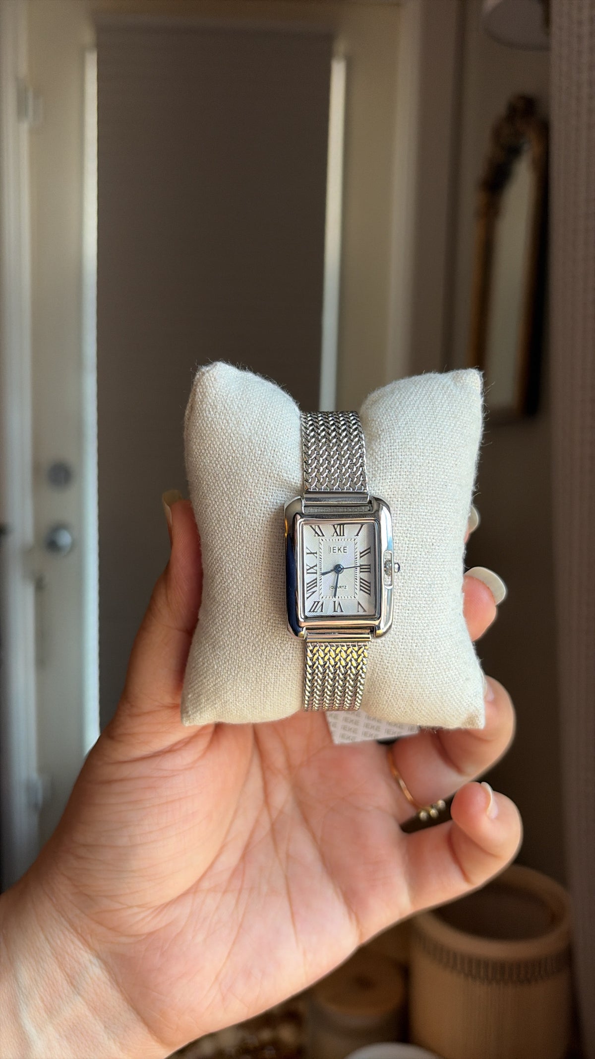 Romané Women Watch