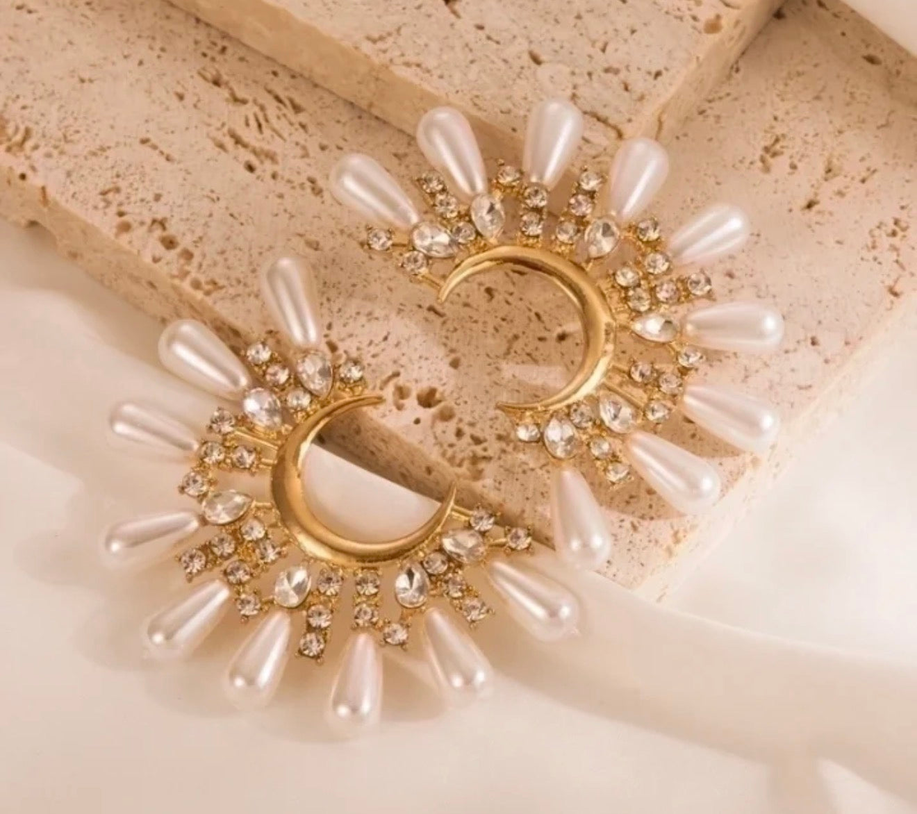 C-Shaped Earrings with Zircons and Pearls