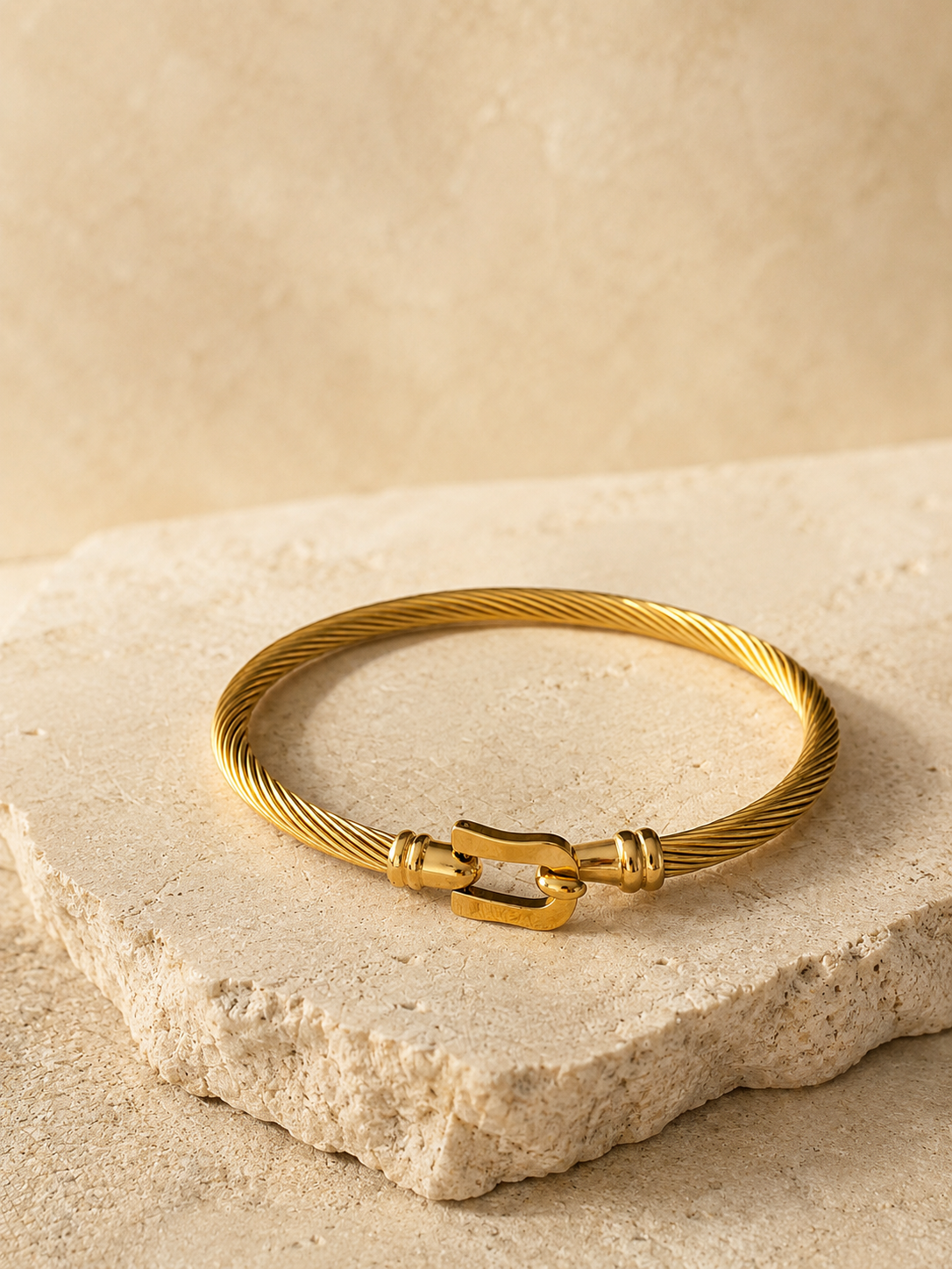 Velora Twist Bangle