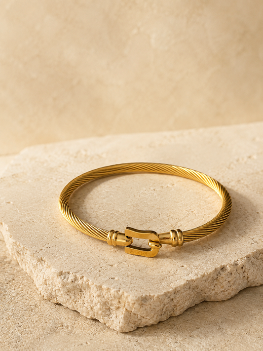 Velora Twist Bangle