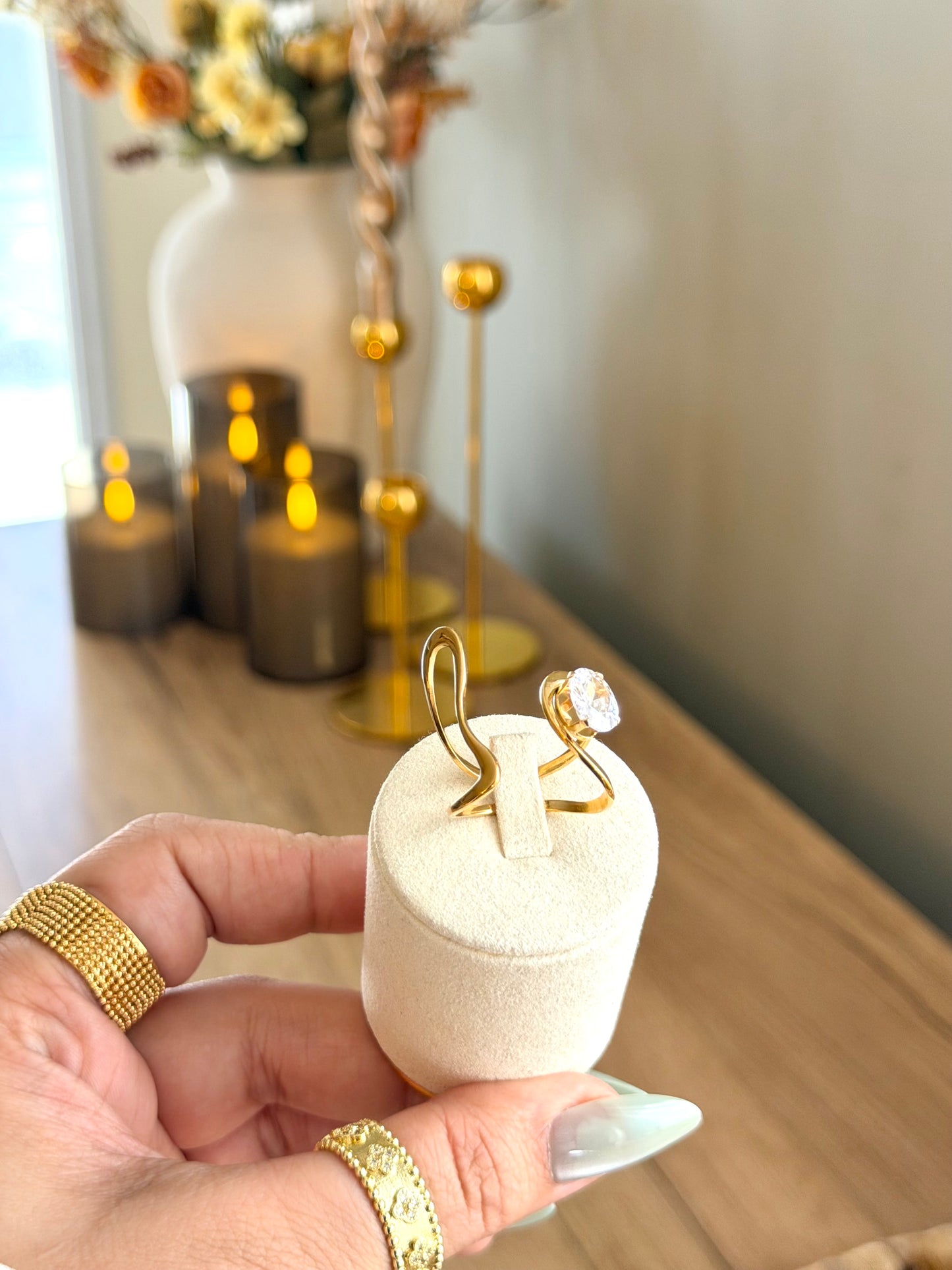 Étoile Curve Ring