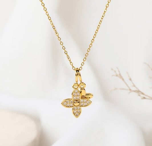 Zircon Clover Necklace